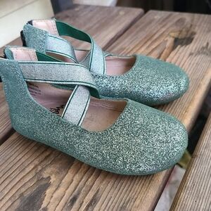 MONKEY FEET SZ 18-24M VGUC GREEN ENCHANTED Leather SUEDE criss cross Ballet Shoe
